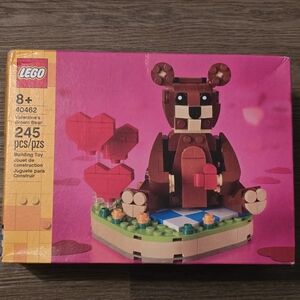 LEGO Valentine's Bear with Heart Building Set
